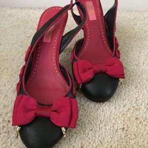 Betsy Johnson Pink Bow Kitten Heels